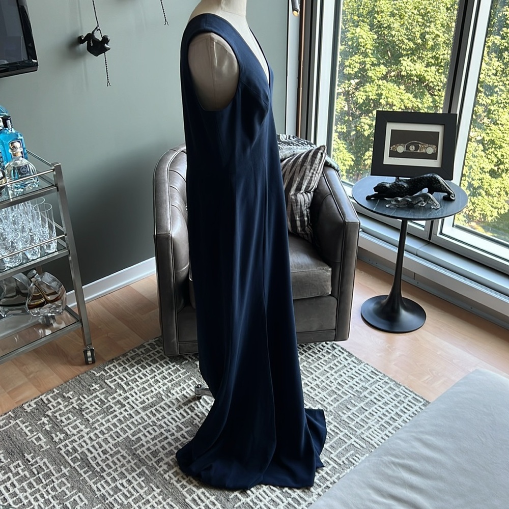 New Dress the Population Sandra Plunge Trumpet Gown in Midnight Blue - Picture 3 of 8